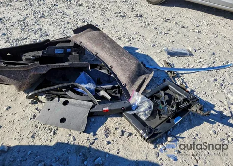 2019 Mercedes-Benz E 300 from USA, damaged, VIN WDDZF4JB6KA592732